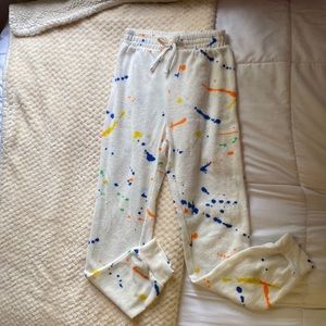 White splotched sweatpants!